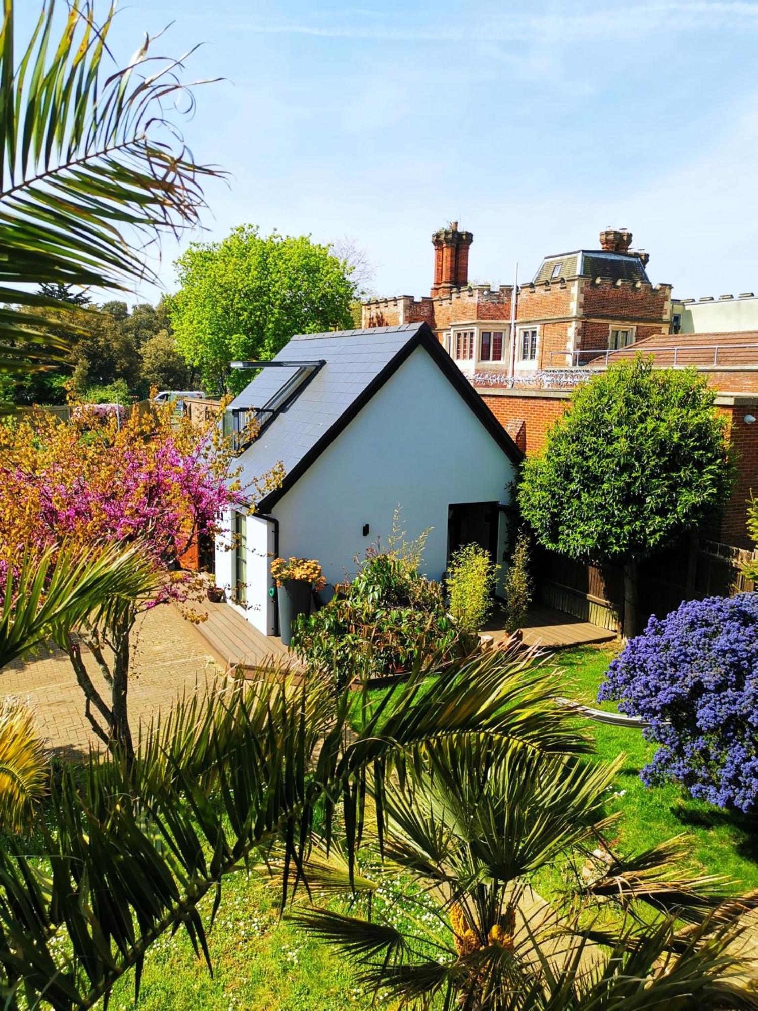 Hastings Casita, 'Little House' Self Contained Garden Lodge, Close To Town And Seafront Extérieur photo